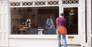 Local commercial à louer : que disent les textes légaux ?