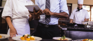 Les emplois dans la restauration, l’hôtellerie, les transports et la logistique