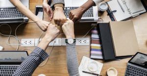 Astuces pour aider ses collaborateurs à gérer leur temps et leur activité